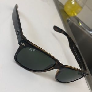 Ray Ban Tortoise Shell Sunglasses